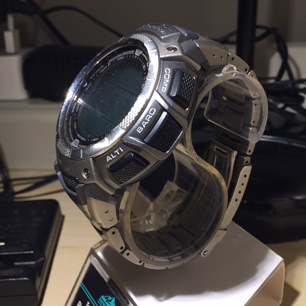 Watch - Picture 3 of 3